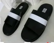 Sandales soft Tchin ST Noir avec Barre Blanche