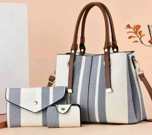 Ensemble Sac à Main et Accessoires en Trio Blanc avec Motif
