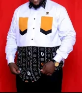 Chemise tendance pour homme  disponible 