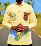 Chemise Jaune avec Poche Contraste